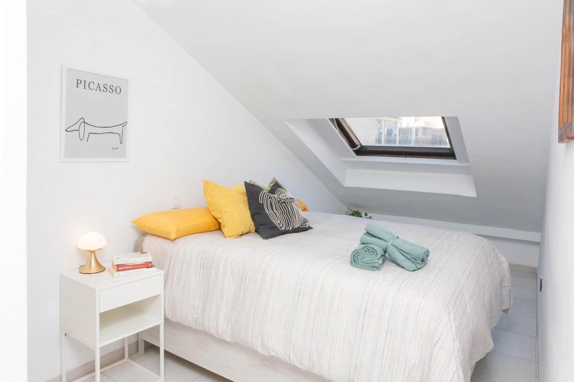 Picasso'S Dream Cozy & Chic Attic Plaza Merced Málaga Exterior foto